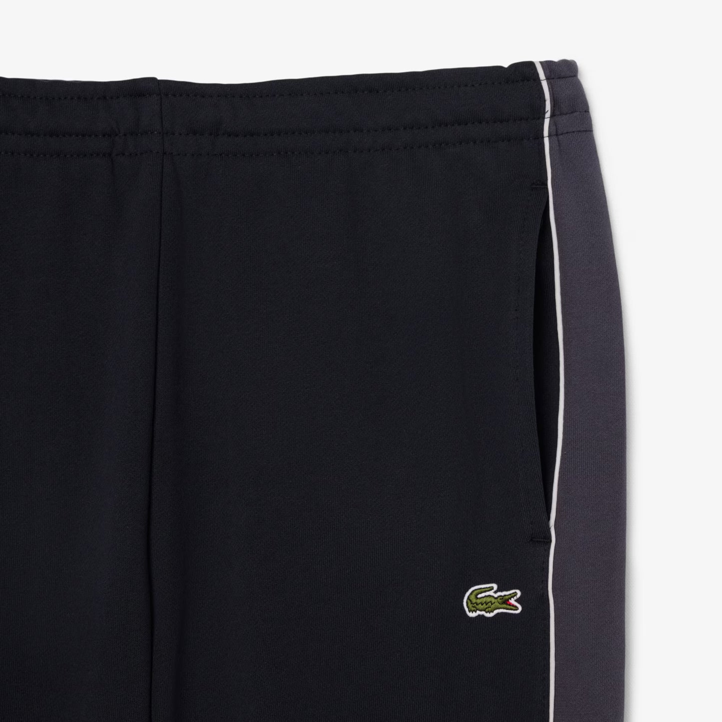 Sweatpants mit schmal zulaufendem Bein