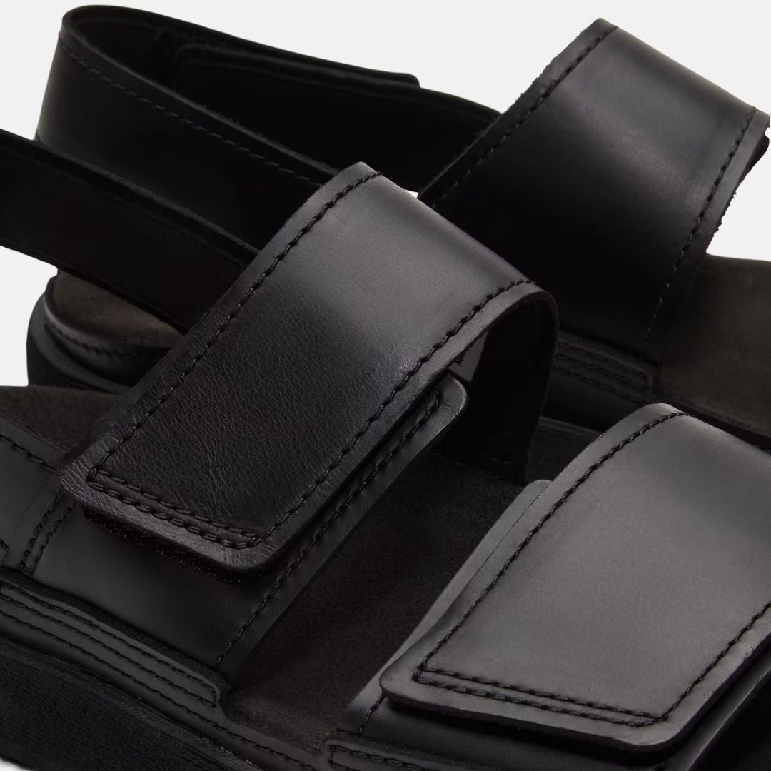 Casco Cove Sandal with Heel Strap Black Full-Grain Leather