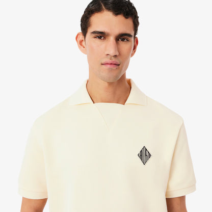 Locker geschnittenes Fleece-Poloshirt mit Badge-Akzent