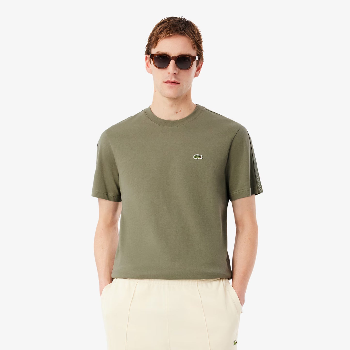 T-shirt à bande rayée griffée