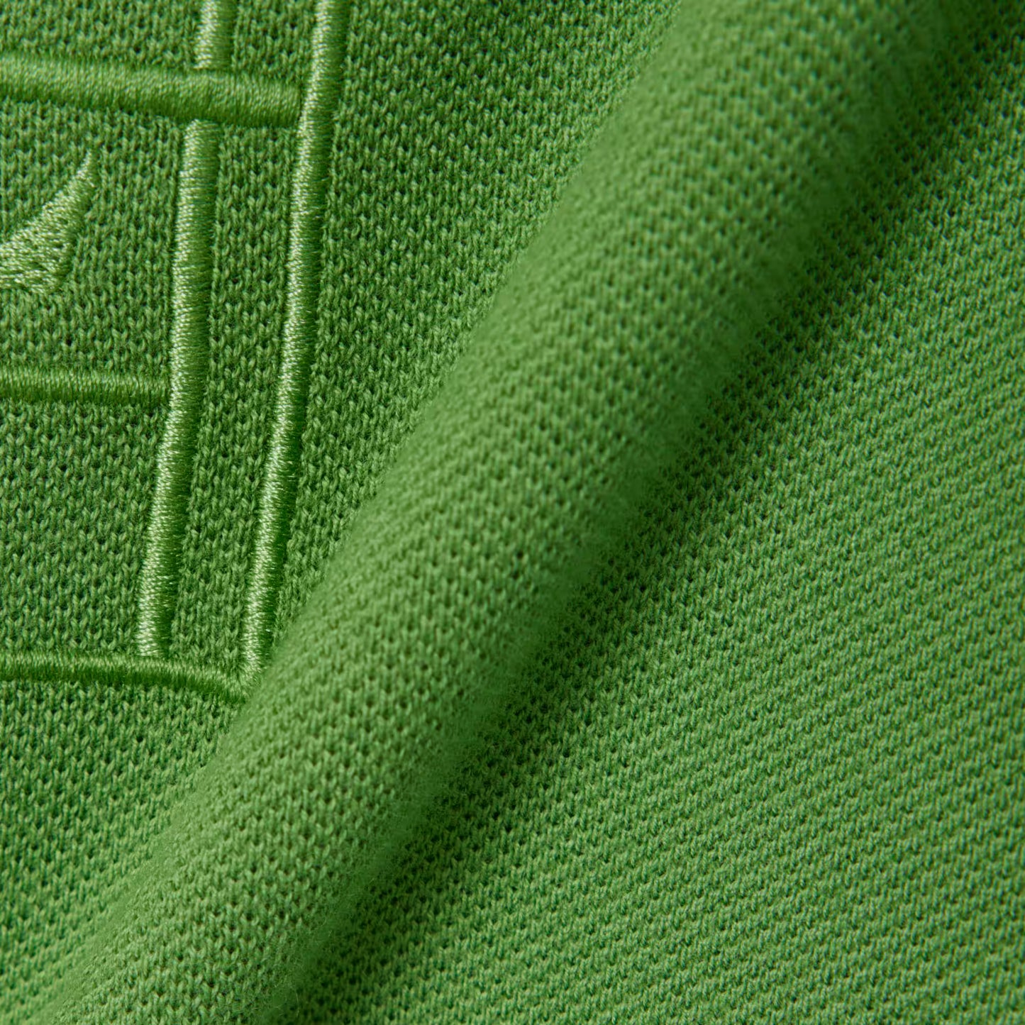 Poloshirt mit klassischer Passform, Stickerei-Details und Petit Piqué